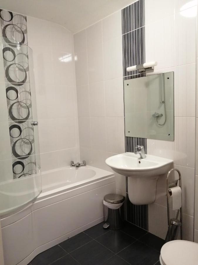 Sutherlands Hotel Gateshead Ngoại thất bức ảnh